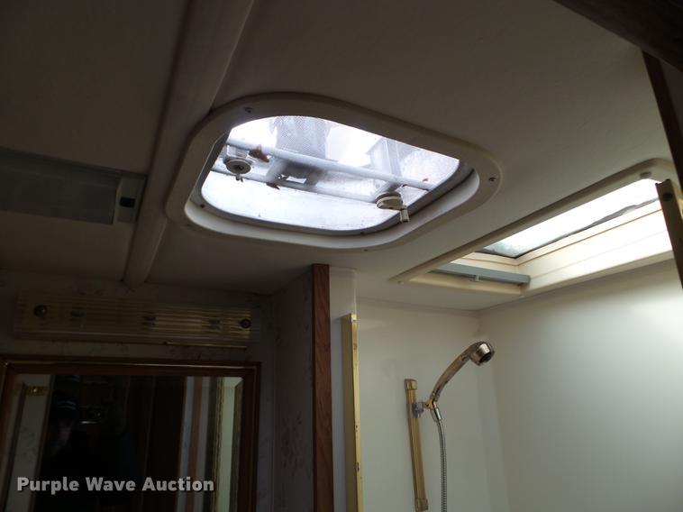 image for item EW9930 1992 Ford F530 Holiday Rambler Imperial RV