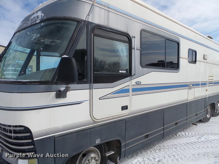 image for item EW9930 1992 Ford F530 Holiday Rambler Imperial RV