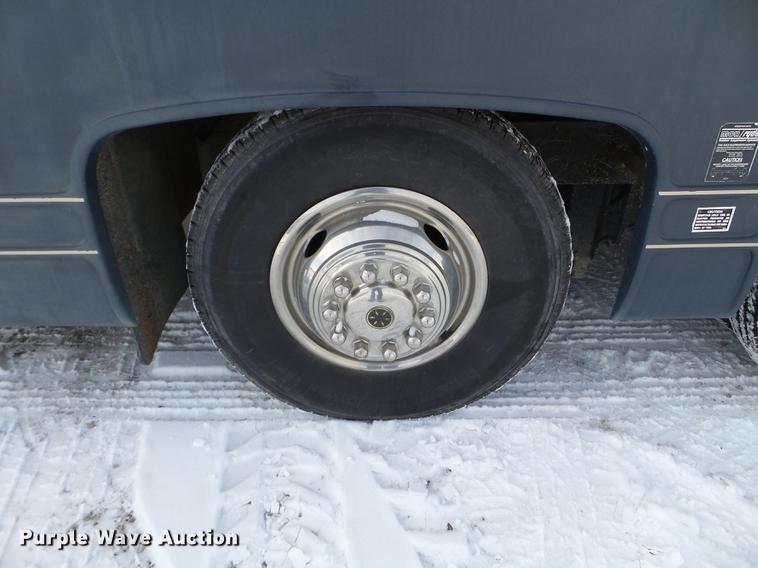 image for item EW9930 1992 Ford F530 Holiday Rambler Imperial RV