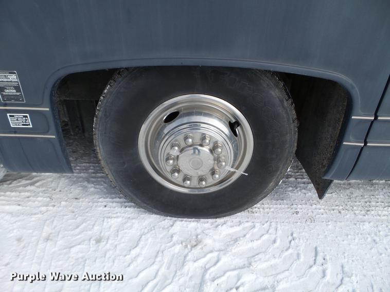 image for item EW9930 1992 Ford F530 Holiday Rambler Imperial RV