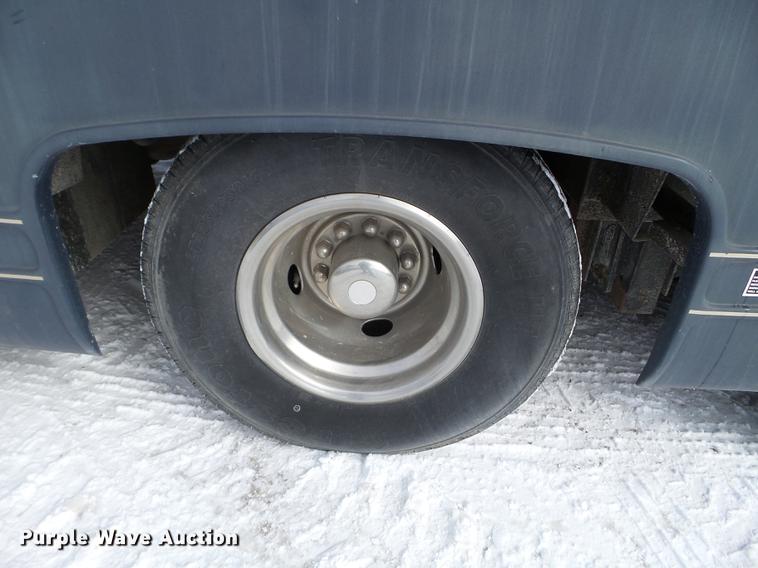 image for item EW9930 1992 Ford F530 Holiday Rambler Imperial RV