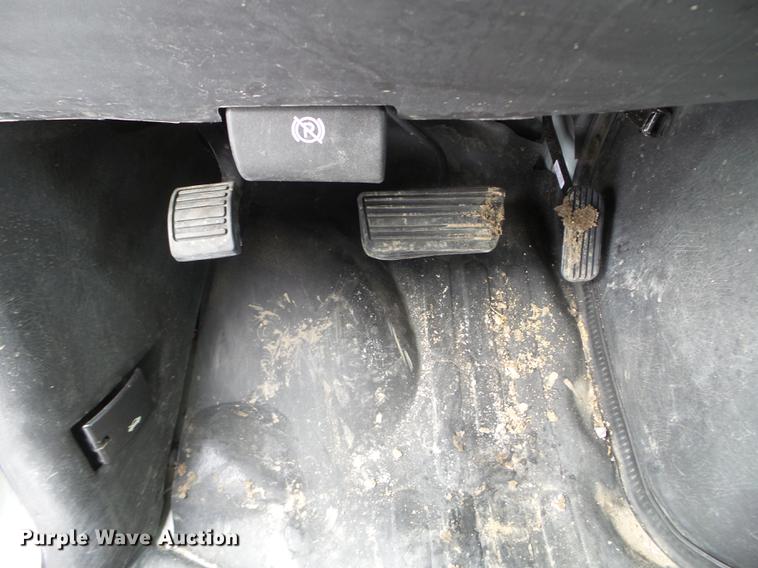 image for item EW9951 2006 Chevrolet Express G3500 box truck