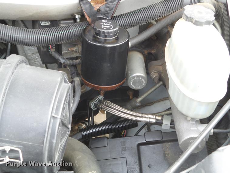 image for item EW9951 2006 Chevrolet Express G3500 box truck