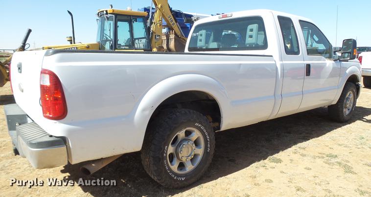 image for item FF9753 2012 Ford F250 Super Duty SuperCab pickup truck