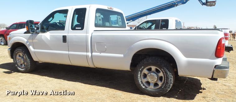 image for item FF9753 2012 Ford F250 Super Duty SuperCab pickup truck