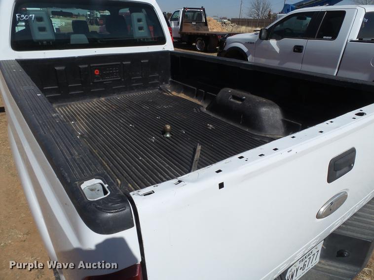 image for item FF9753 2012 Ford F250 Super Duty SuperCab pickup truck