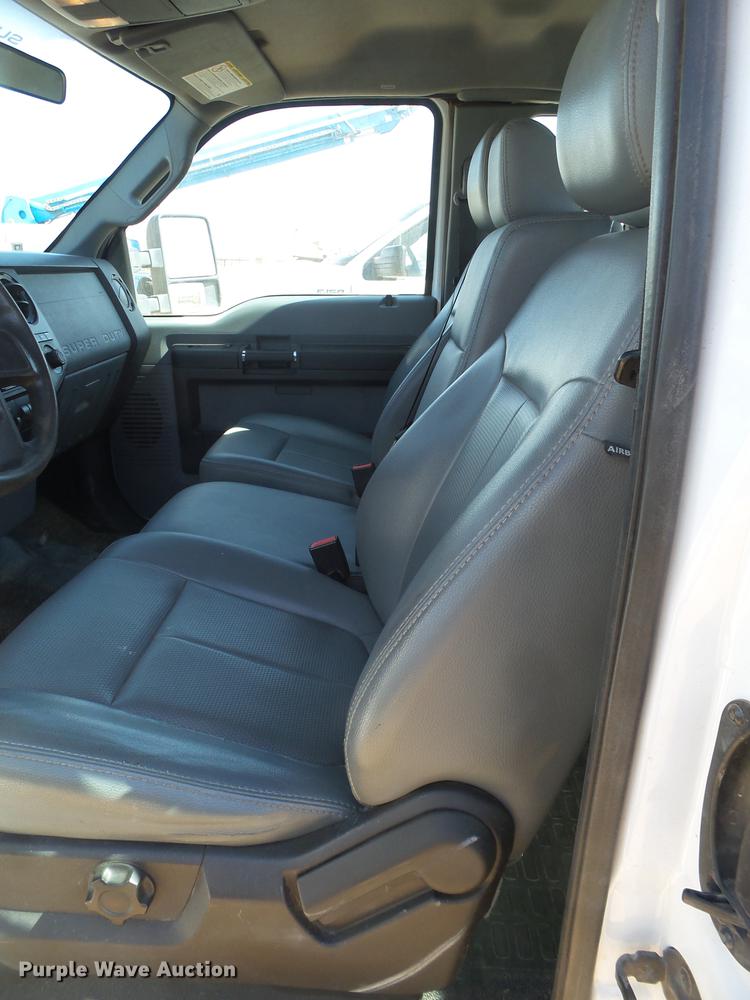 image for item FF9753 2012 Ford F250 Super Duty SuperCab pickup truck