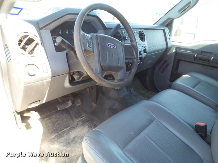 image for item FF9753 2012 Ford F250 Super Duty SuperCab pickup truck