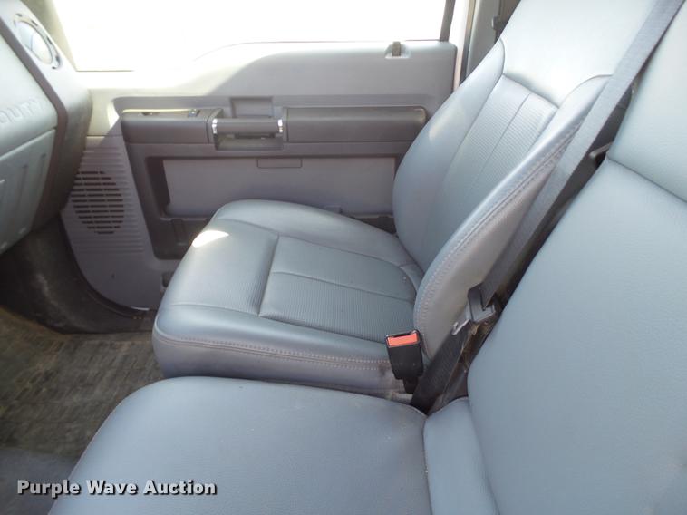 image for item FF9753 2012 Ford F250 Super Duty SuperCab pickup truck