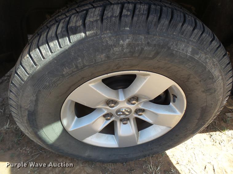 image for item FF9755 2013 Dodge Ram 1500 Crew Cab pickup truck