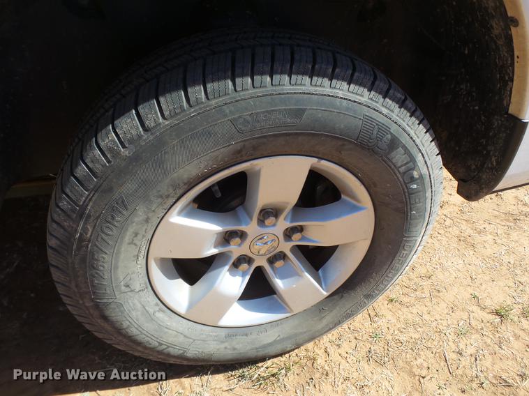 image for item FF9755 2013 Dodge Ram 1500 Crew Cab pickup truck