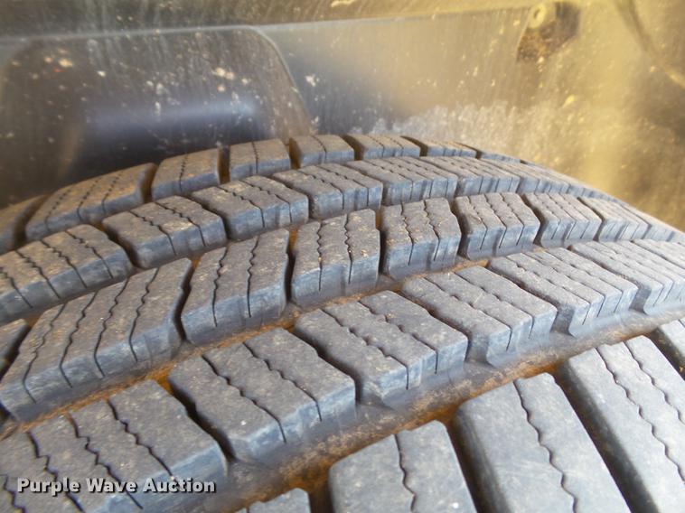 image for item FF9755 2013 Dodge Ram 1500 Crew Cab pickup truck