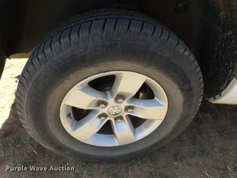 image for item FF9755 2013 Dodge Ram 1500 Crew Cab pickup truck