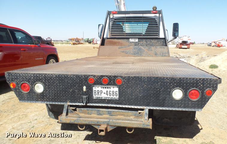 image for item FF9757 2006 Chevrolet C4500 flatbed truck