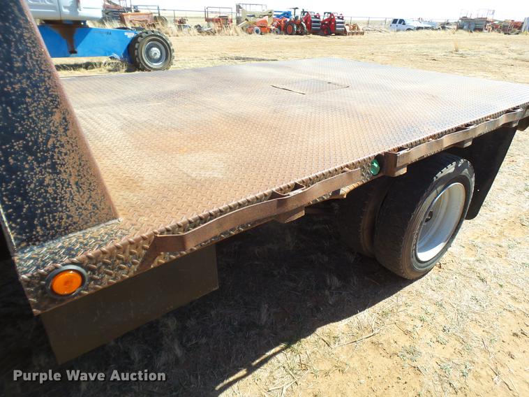 image for item FF9757 2006 Chevrolet C4500 flatbed truck