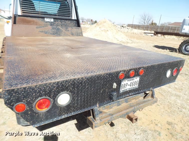 image for item FF9757 2006 Chevrolet C4500 flatbed truck