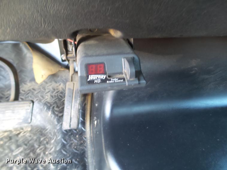 image for item FF9757 2006 Chevrolet C4500 flatbed truck