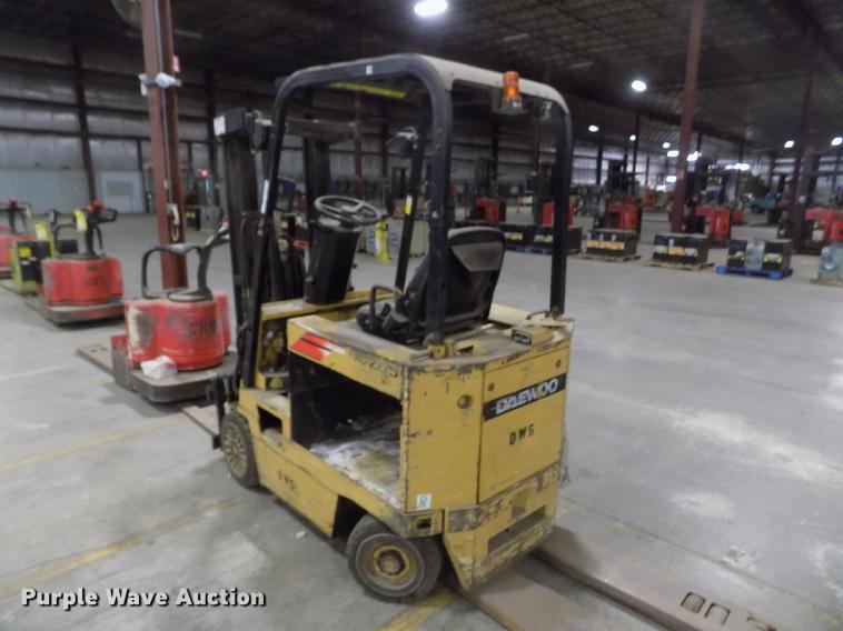 image for item FH9039 Daewoo BC20S forklift