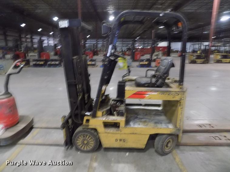 image for item FH9039 Daewoo BC20S forklift