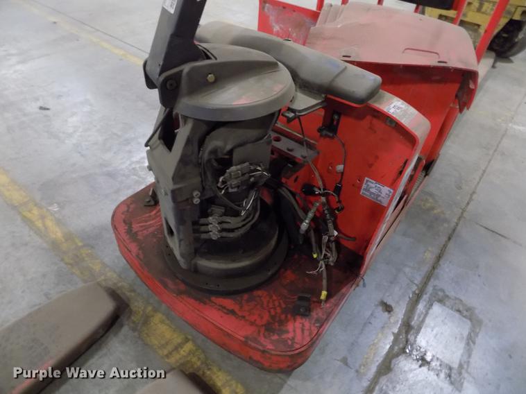 image for item FH9040 Raymond 8500 pallet jack