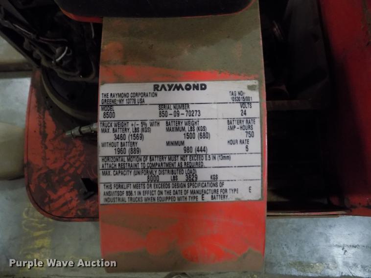 image for item FH9040 Raymond 8500 pallet jack