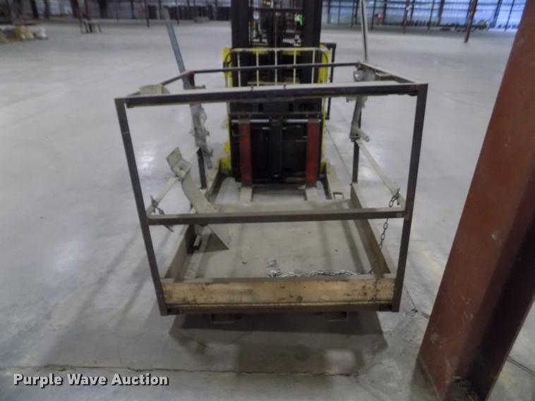 image for item FH9043 Hyster N40FR forklift