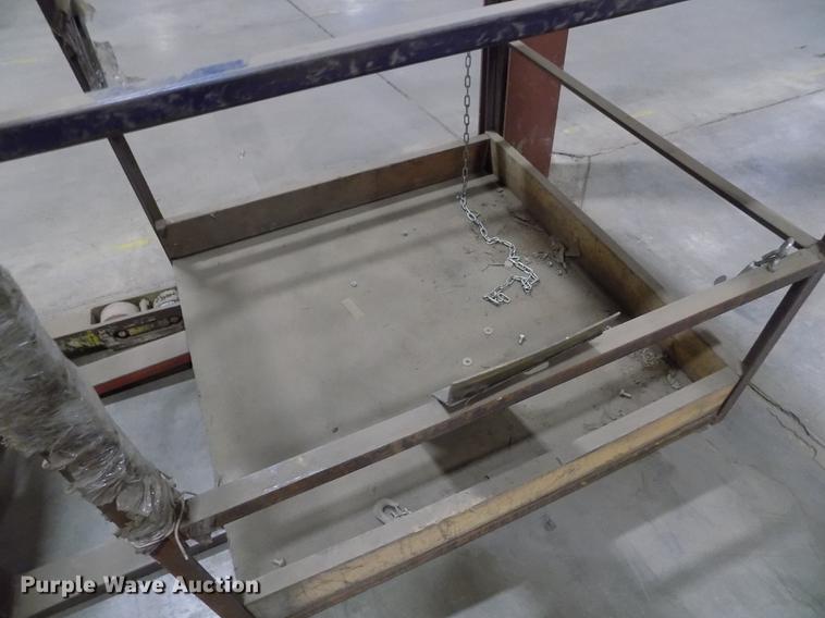 image for item FH9043 Hyster N40FR forklift