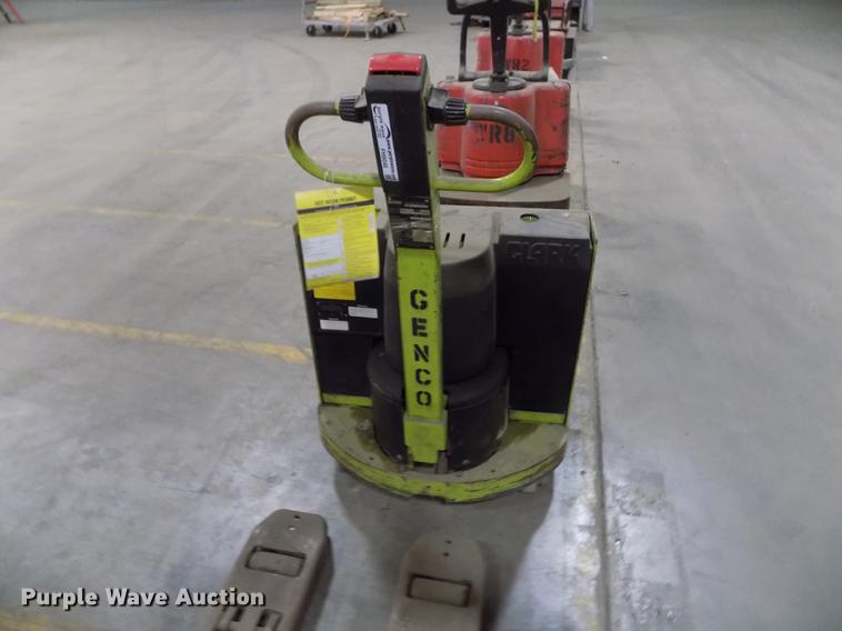 image for item FH9048 Clark P60 pallet jack