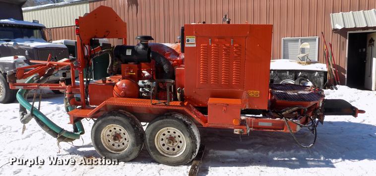 image for item FH9104 2005 Crafco Magnum spray injection patcher