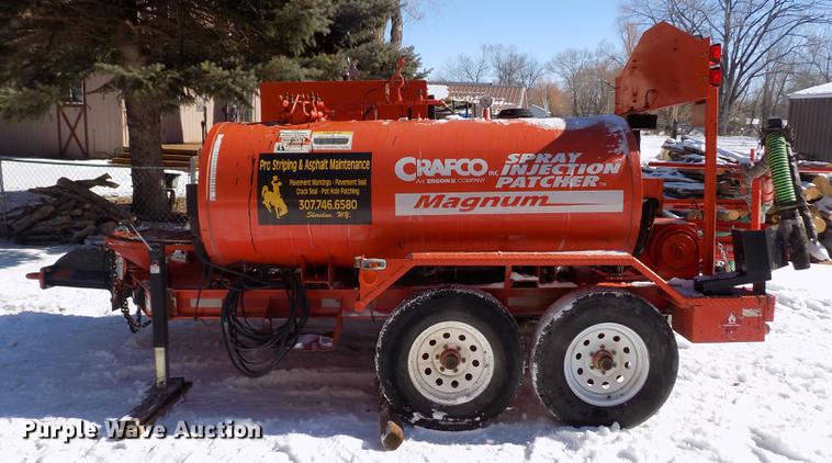 image for item FH9104 2005 Crafco Magnum spray injection patcher