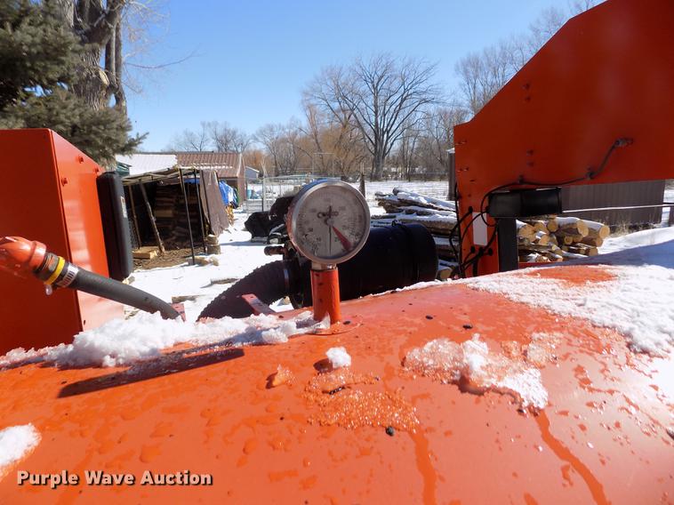 image for item FH9104 2005 Crafco Magnum spray injection patcher