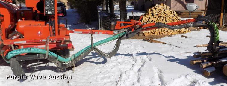 image for item FH9104 2005 Crafco Magnum spray injection patcher