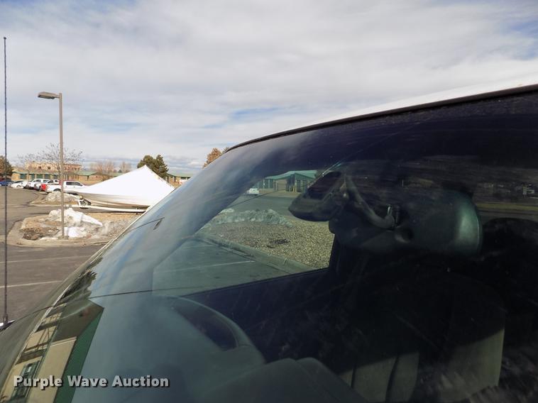 image for item FH9154 2004 Chevrolet Silverado 3500 LS Ext. Cab pickup truck