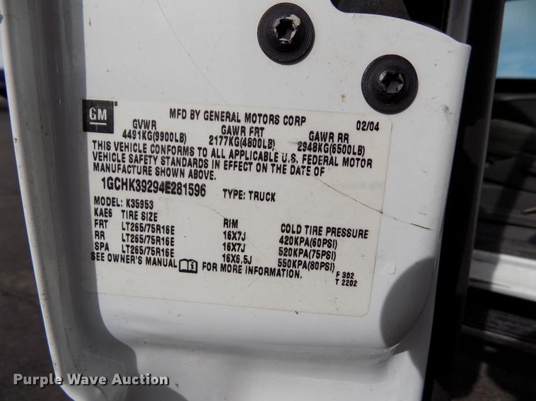 image for item FH9154 2004 Chevrolet Silverado 3500 LS Ext. Cab pickup truck