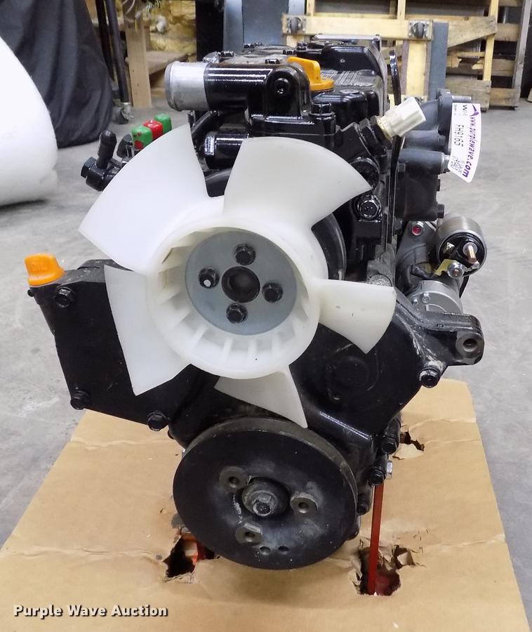 image for item FH9165 2012 Yanmar 3TNM72-A 0.904L three cylinder diesel engine