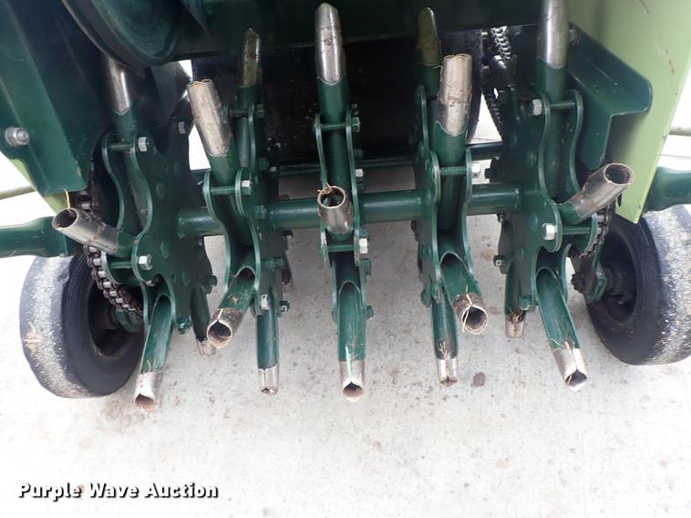 image for item FL9580 Ryan Lawnaire IV aerator