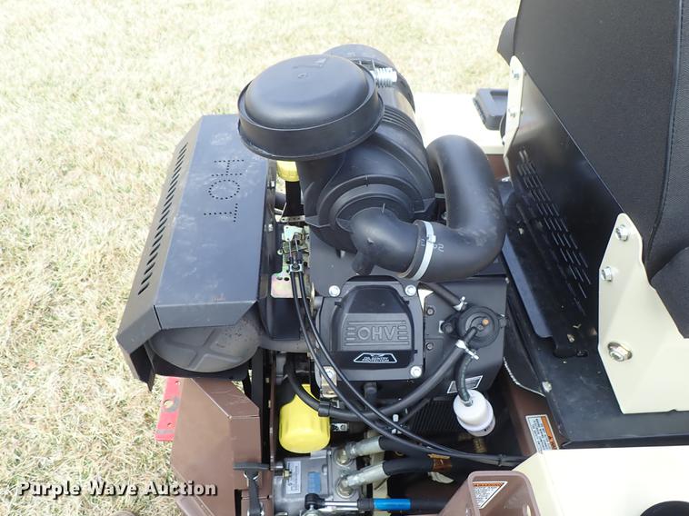 image for item FL9582 Grasshopper 227 ZTR lawn mower