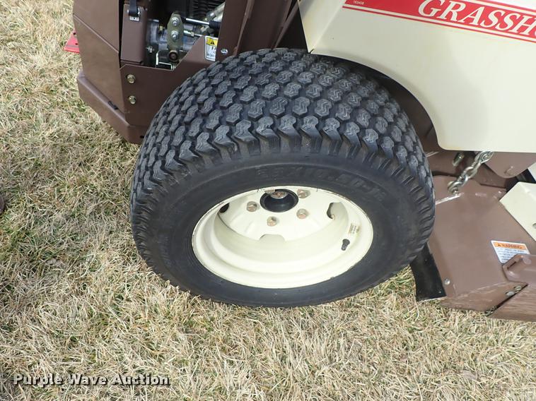 image for item FL9582 Grasshopper 227 ZTR lawn mower