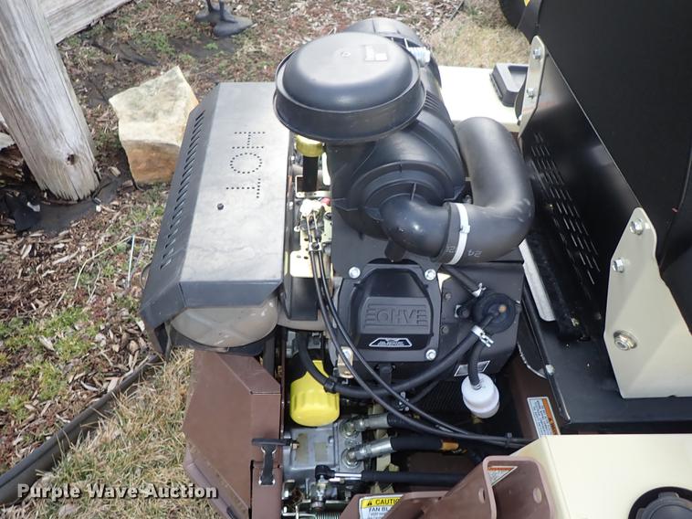 image for item FL9583 Grasshopper 227 ZTR lawn mower