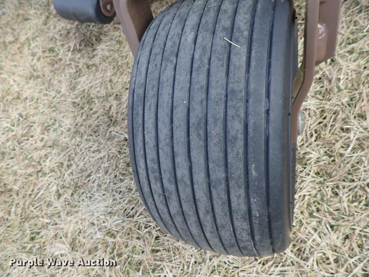 image for item FL9583 Grasshopper 227 ZTR lawn mower