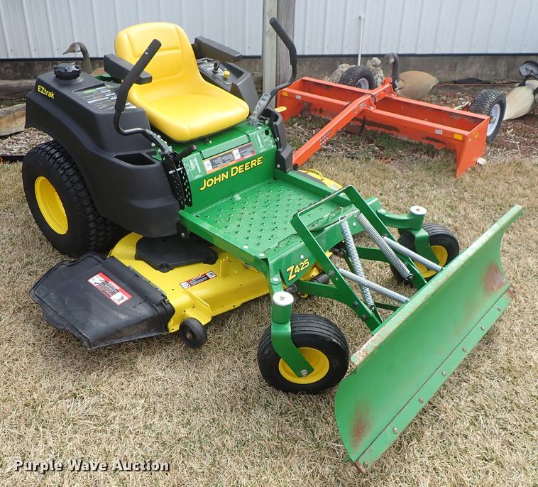 image for item FL9584 John Deere Z425 ZTR lawn mower