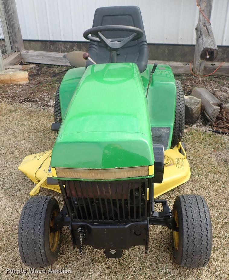 image for item FL9585 John Deere 314 lawn mower