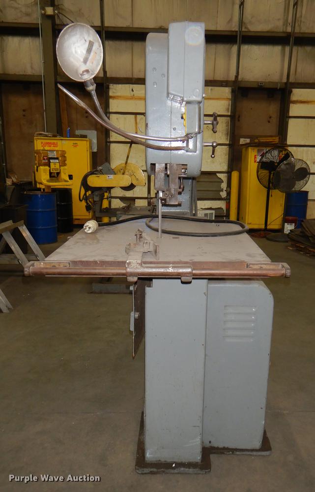 image for item FM9932 Do All V-36 bandsaw
