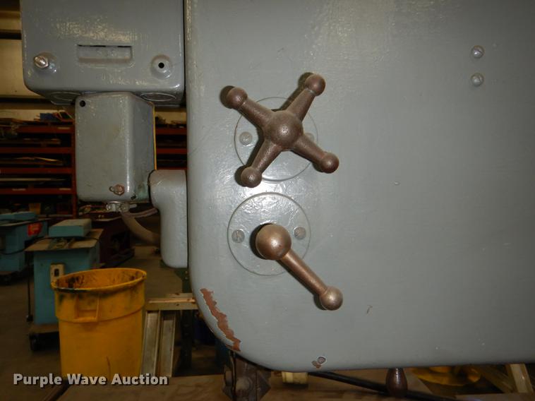 image for item FM9932 Do All V-36 bandsaw