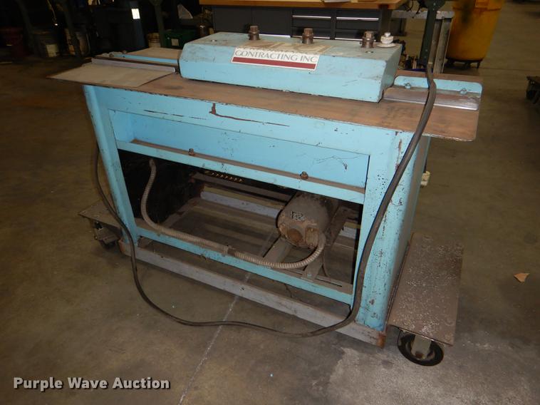 image for item FM9936 Lock Former sheet metal machine