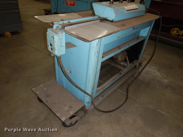 image for item FM9936 Lock Former sheet metal machine