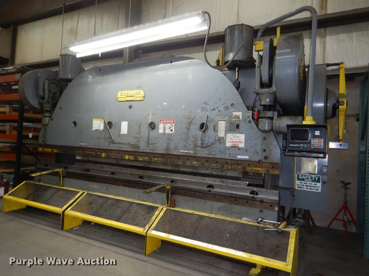 image for item FM9937 Cincinnati 9 press brake