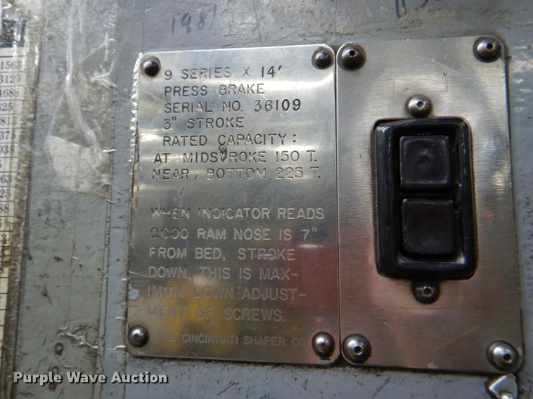 image for item FM9937 Cincinnati 9 press brake