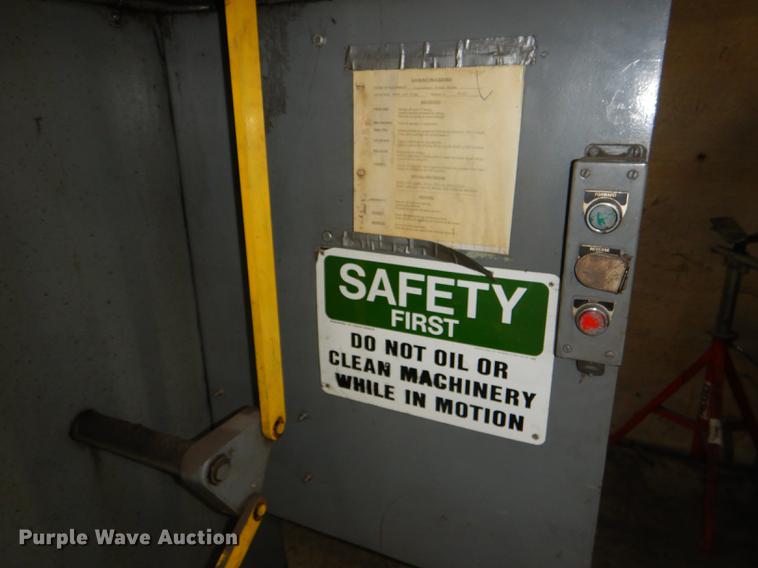 image for item FM9937 Cincinnati 9 press brake