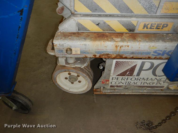 image for item FM9939 Skyjack SJIII 3219 scissor lift